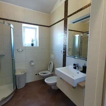 Marija Villa Porec